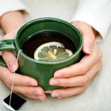 5 Health Benefits of Drinking Green Tea with Lemon.